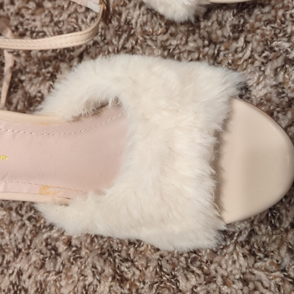 Lulu's Reluca ivory faux fur ankle strap high heel sandals - Picture 6 of 12
